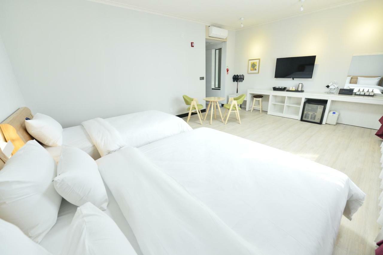 Gwangju Tourist Hotel Кванджу Экстерьер фото