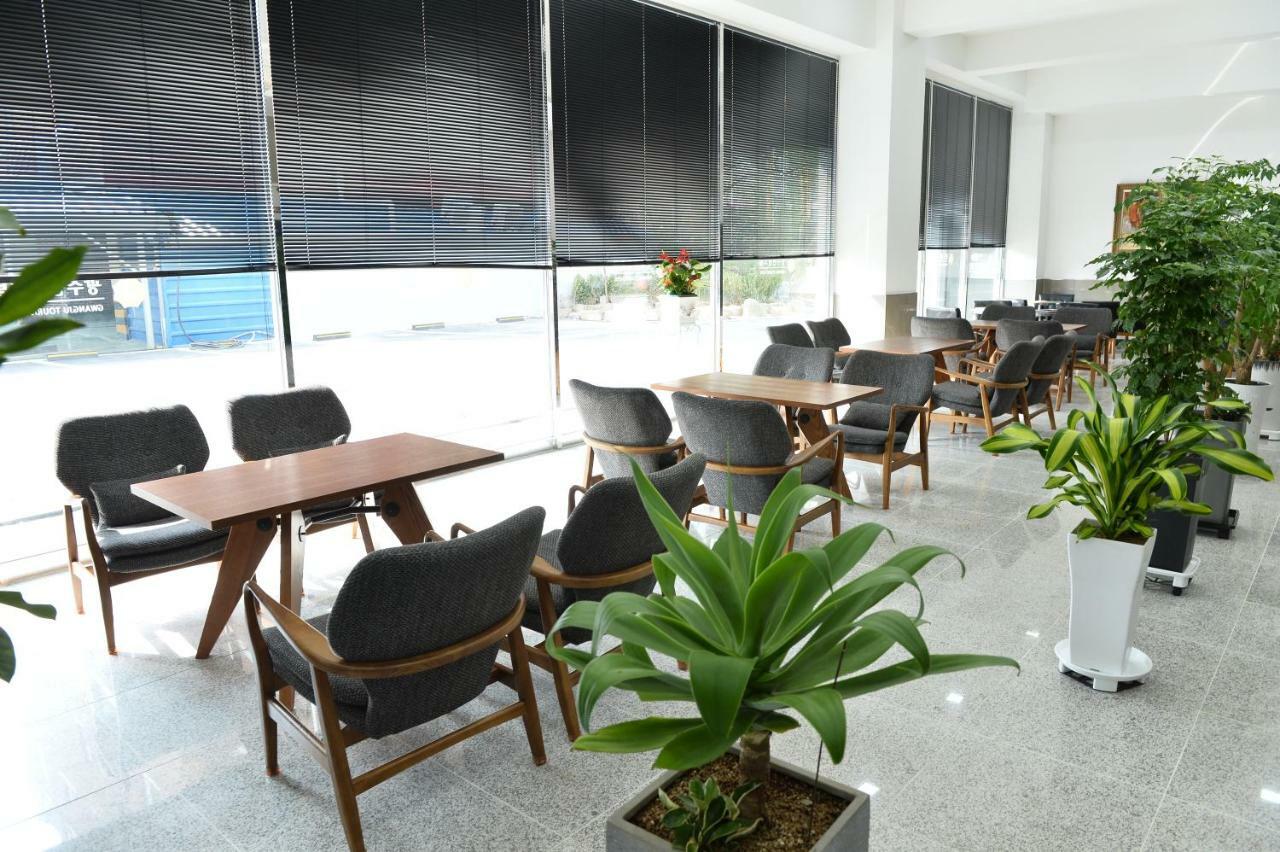 Gwangju Tourist Hotel Кванджу Экстерьер фото